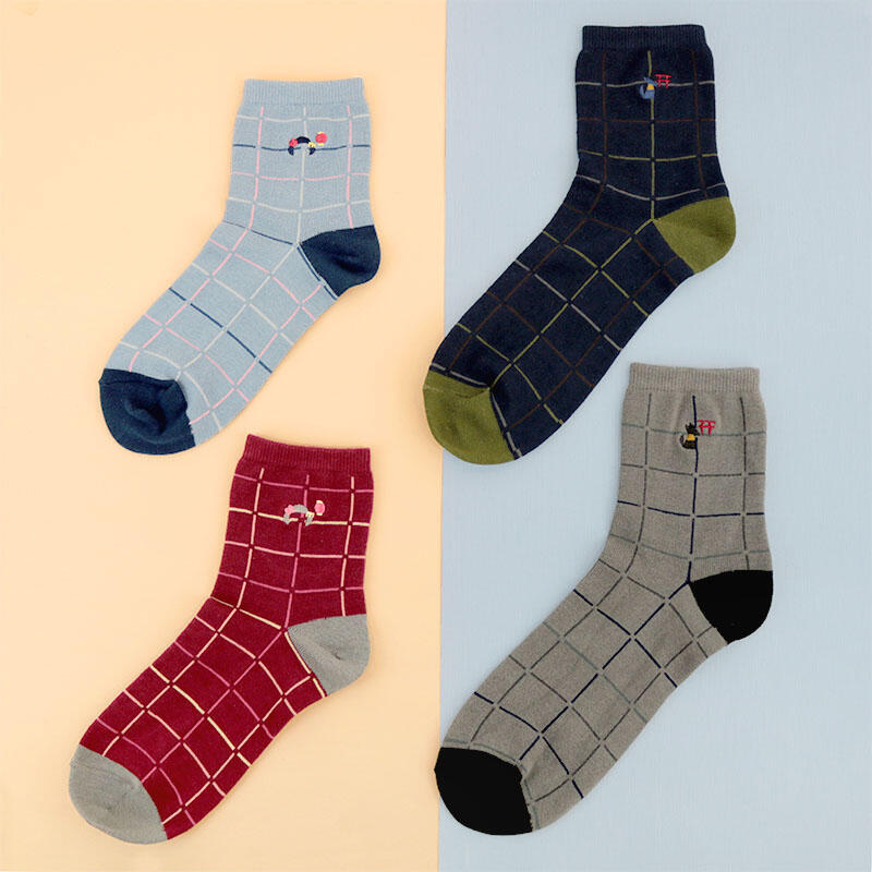 Kyoto embroided Tabi socks (split-toe socks)