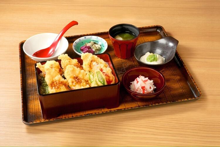 丹波黒どりの天重御膳